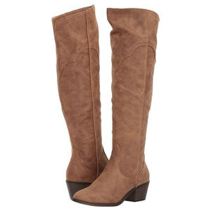 *BRAND NEW!* Fergalicious Bata Boot